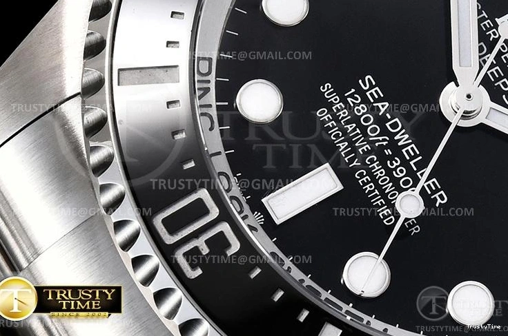 1031 ROLSD0102 – Deep Sea Dweller Blk Supportive 1013